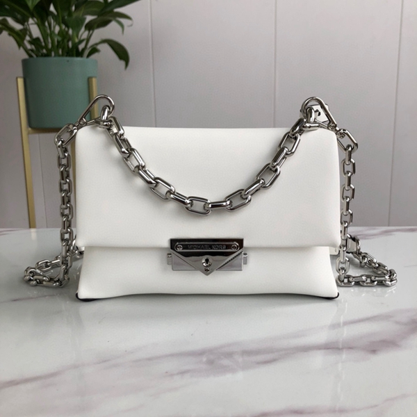 マイケルコースバッグ正面デザイン